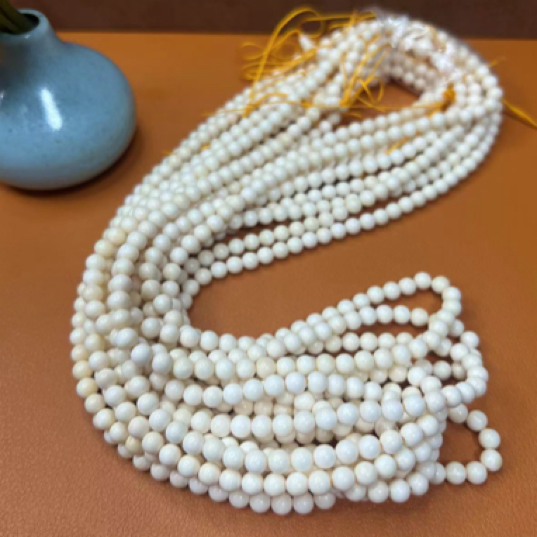 【再序】港工精品原色冰料猛犸牙佛珠5mm(多样性发一条)