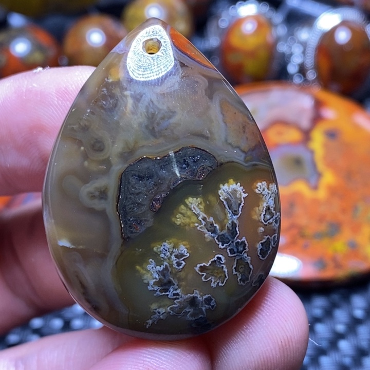 玛瑙/玉髓颈饰未镶嵌夏****】