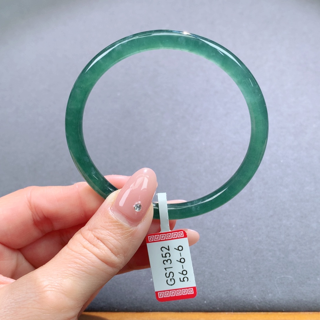 翡翠手镯未镶嵌天然翡翠手镯叮当镯