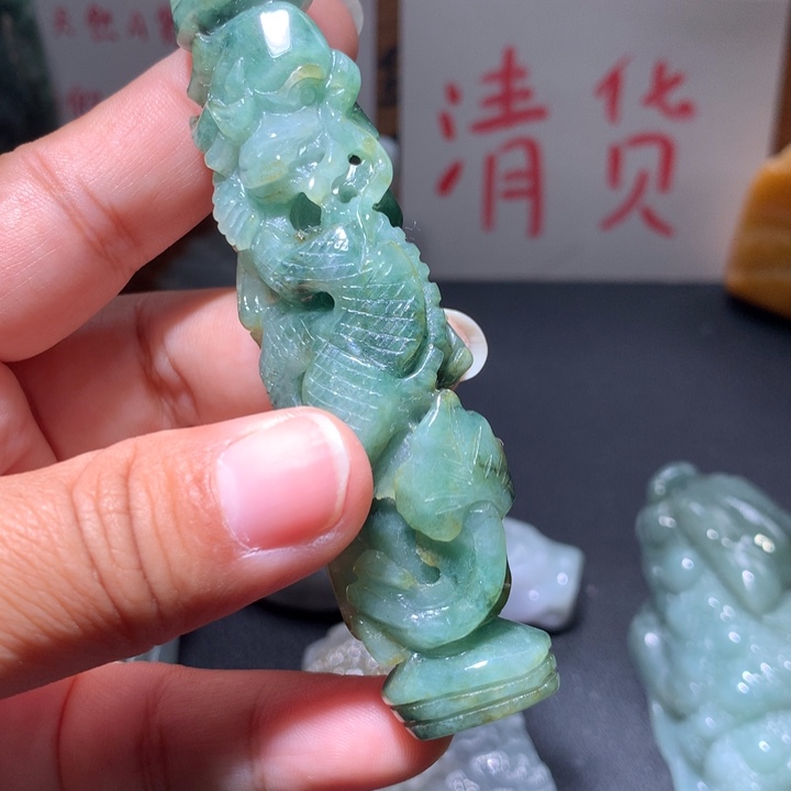 翡翠未镶嵌颈饰保真天然A货翡翠