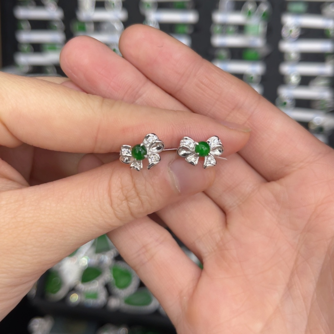 翡翠戒指银S925镶嵌翡翠耳钉