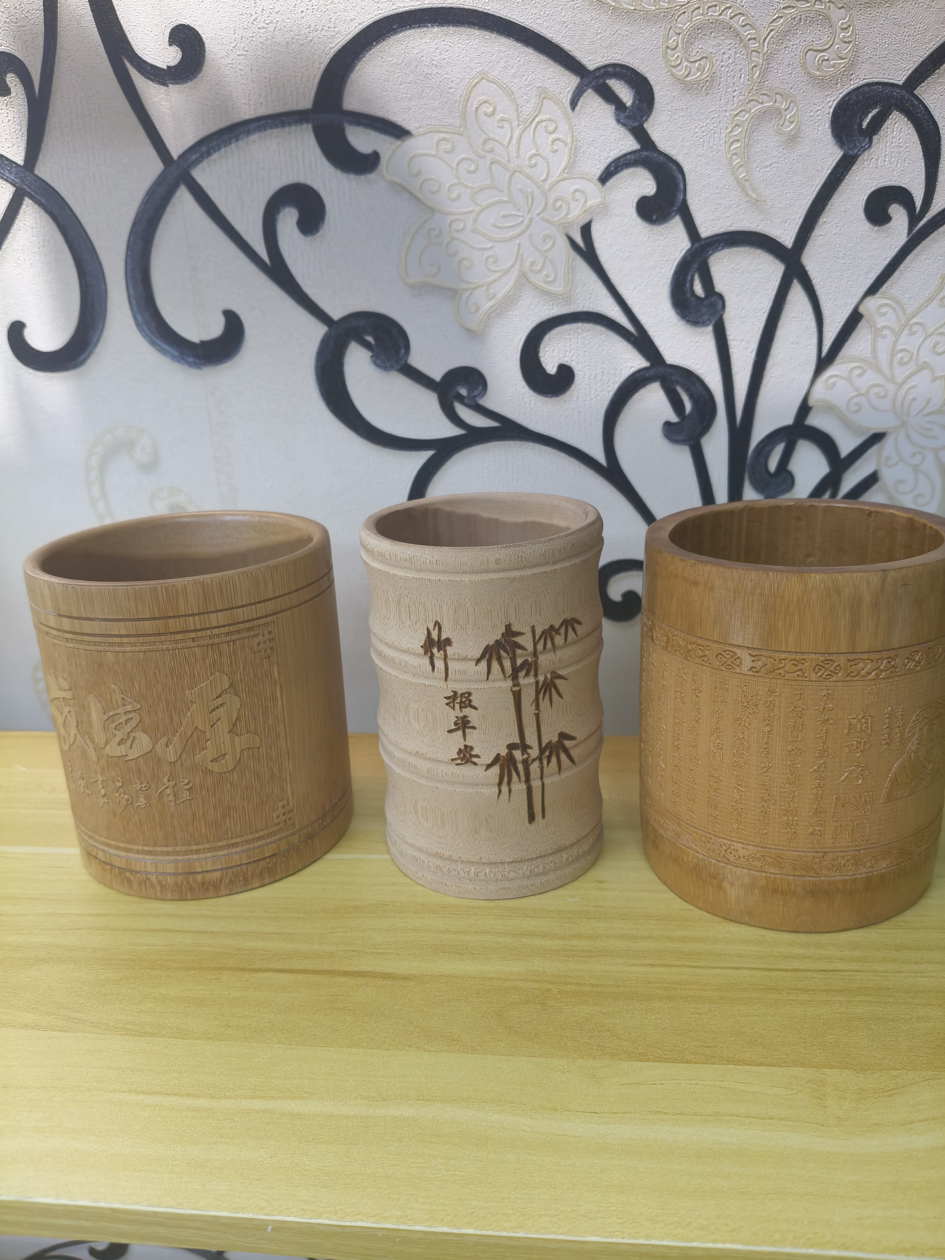 竹子，瓷器毛笔笔筒！