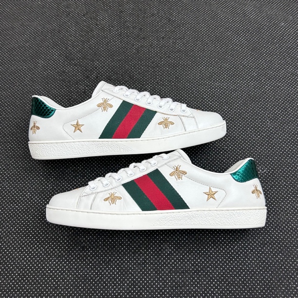 95新 GUCCI/古驰 42.5码 27.5cm 古驰 刺绣 小蜜蜂 鞋边蹭刮 板鞋