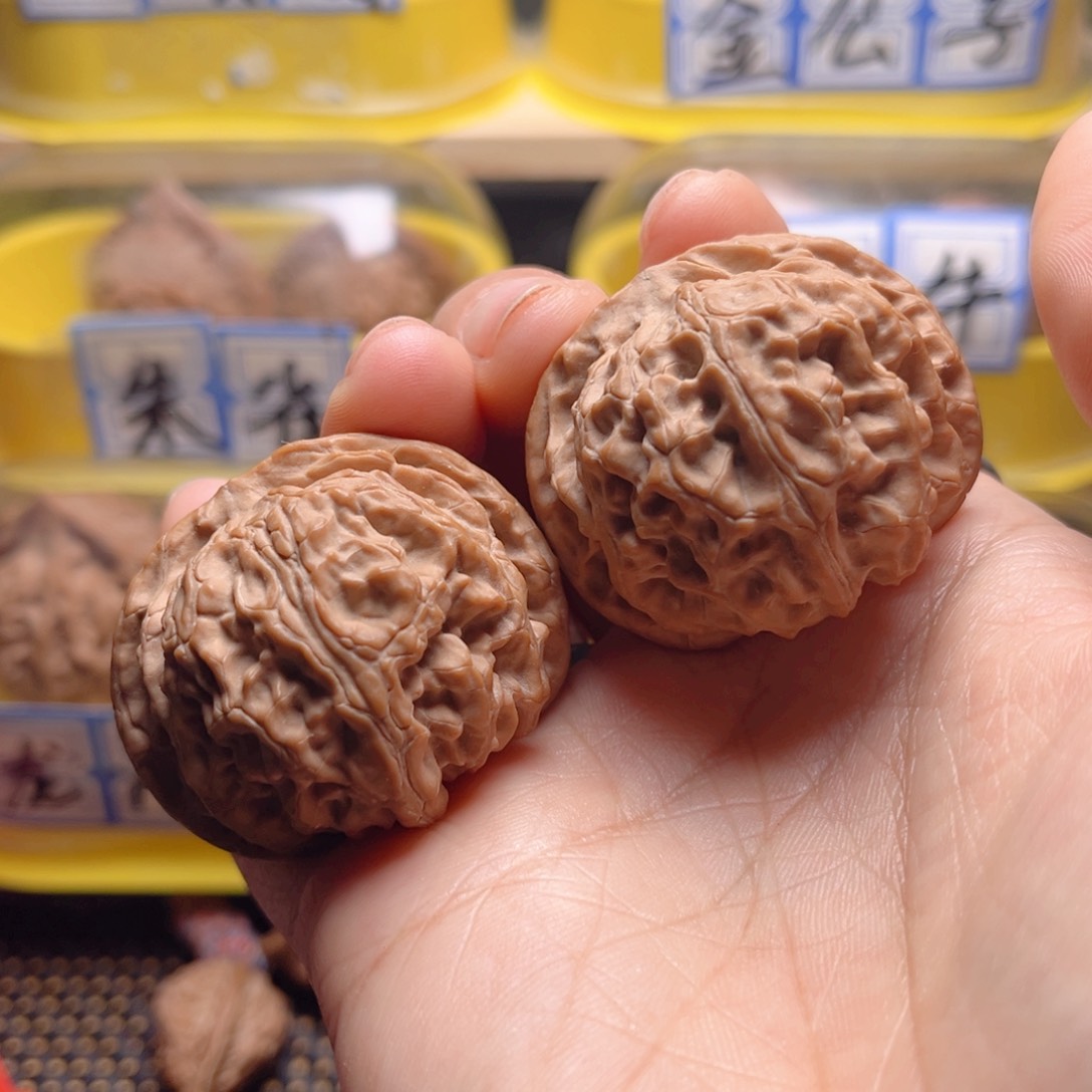 文玩核桃把件苹果园