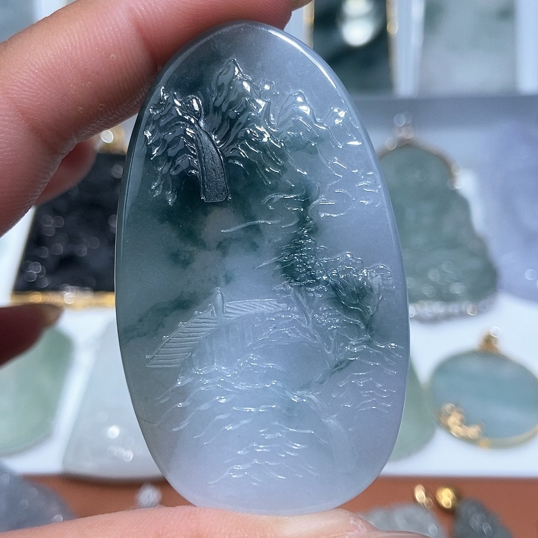 翡翠吊坠(不含链)未镶嵌