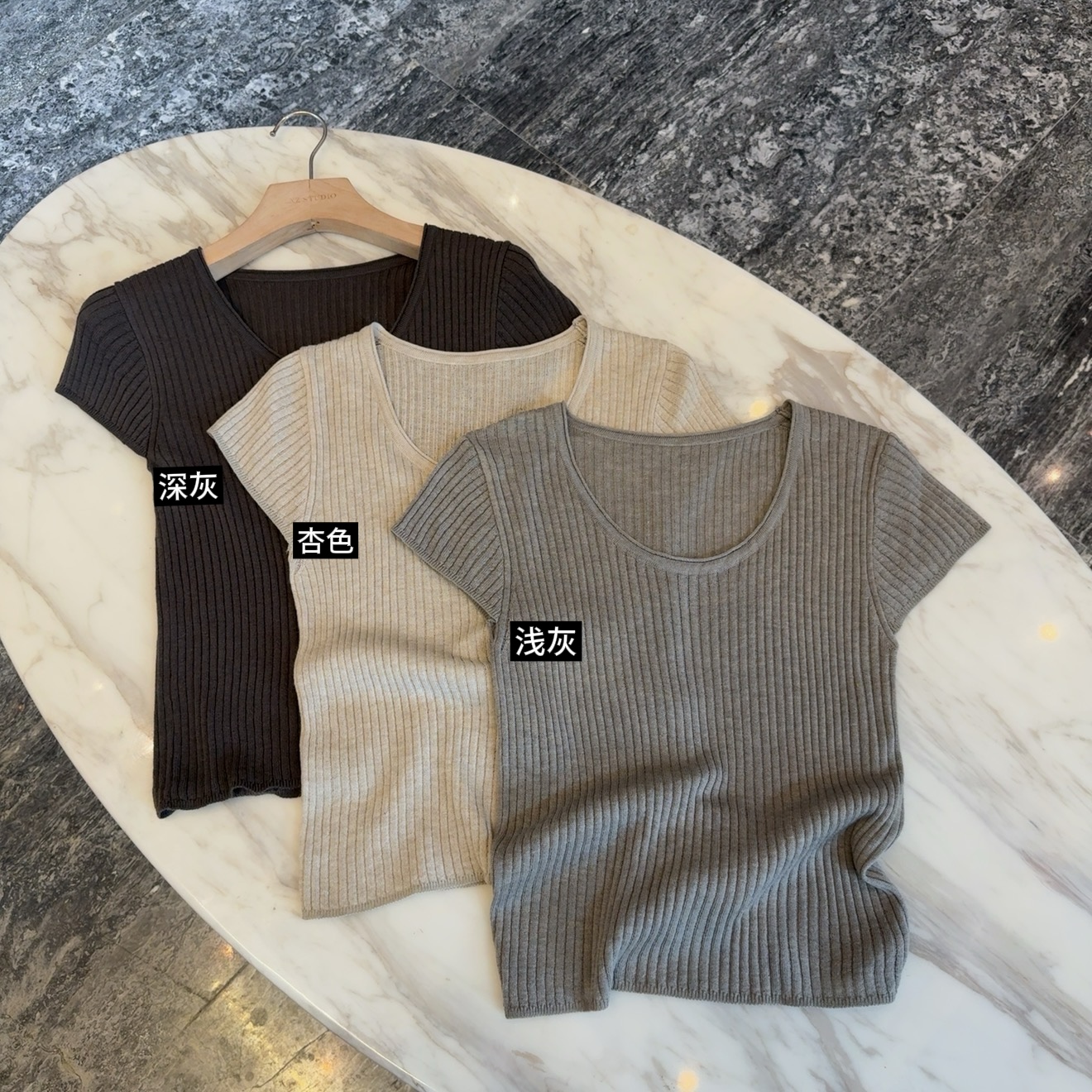 两小吱《舒适入夏》短袖针织上衣女