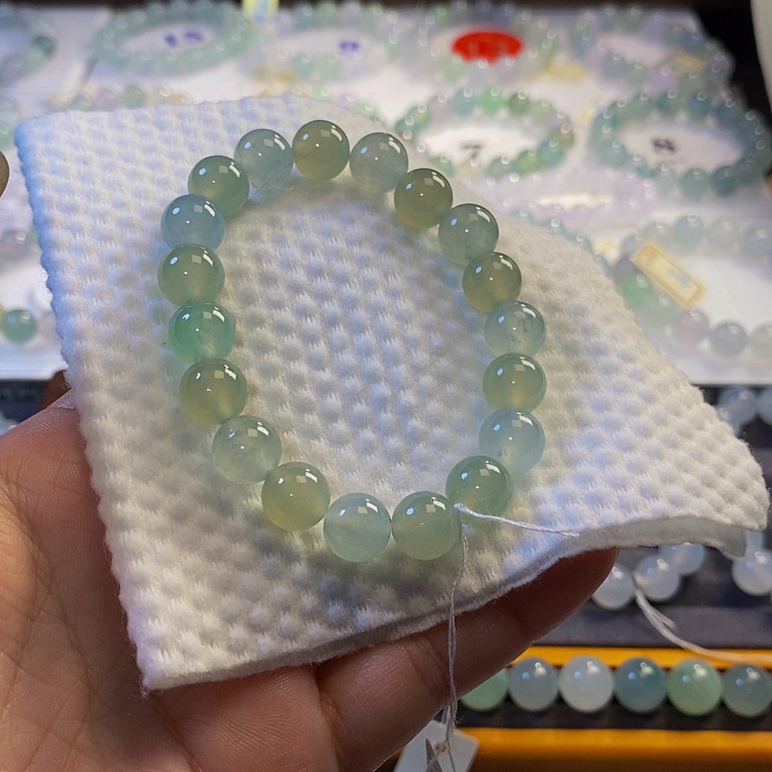 定制翡翠未镶嵌翡翠.