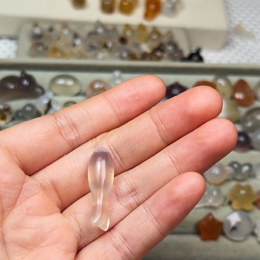 当***月玛瑙/玉髓合金颈饰