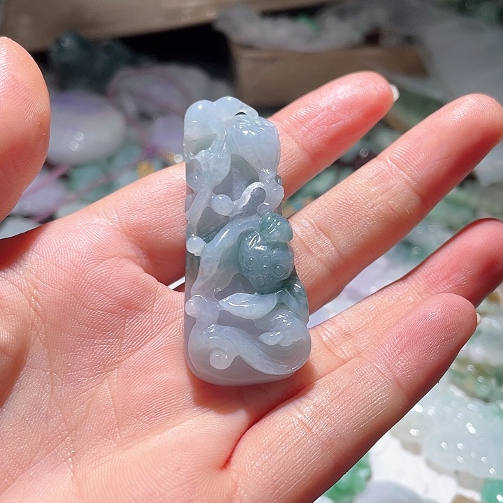 翡翠未镶嵌颈饰天然