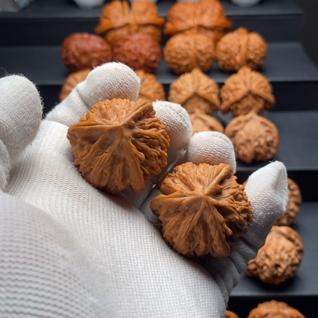 把件文玩核桃M****z御龙粗筋三棱