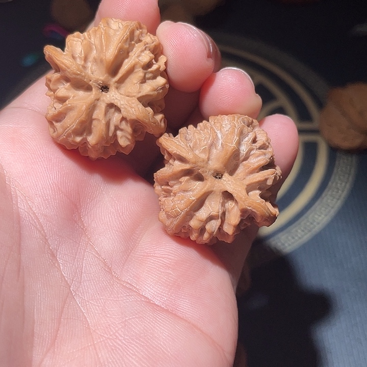 治***中文玩核桃吊坠34➕尺寸苹果园
