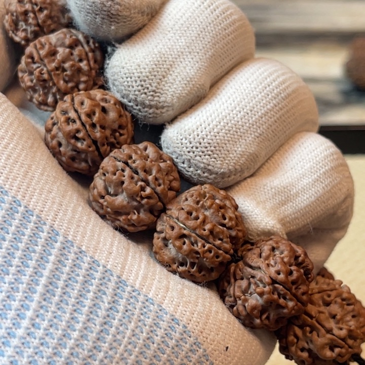 金刚菩提吊坠轩**雨金刚菩提