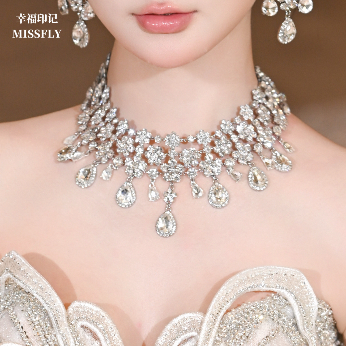新娘花朵水滴项链奢华水钻公主婚纱大气生日宴会超闪配饰品高级感