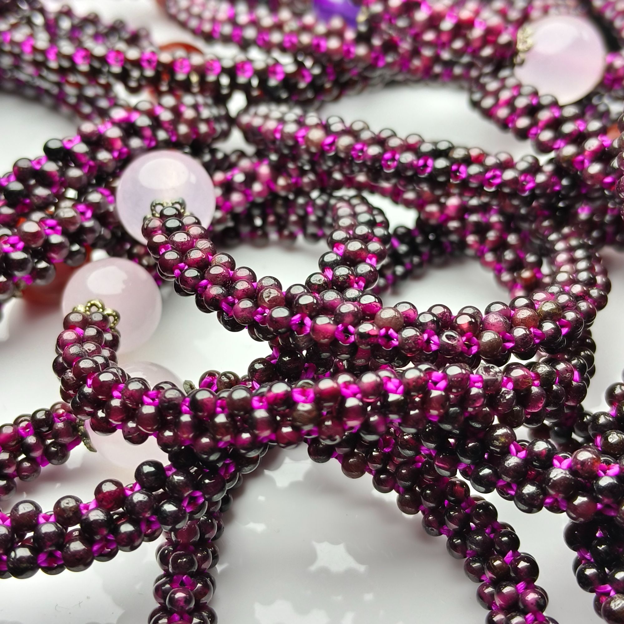 25少女爆款冰红纯天然石榴石麻花手链高端奢侈珠链百搭精致款