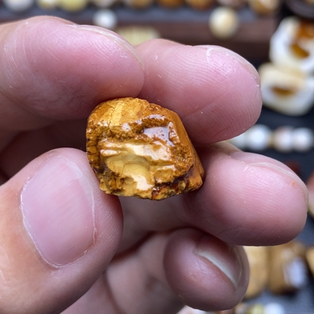 定制琥珀未镶嵌定制琥珀