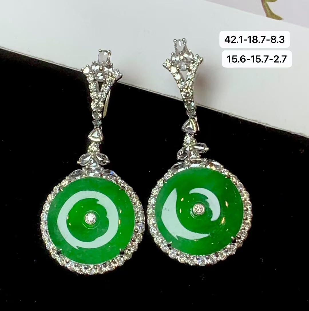 满绿平安扣高品质翡翠耳坠  色正而浓郁 上耳古雅典致 QXY50117