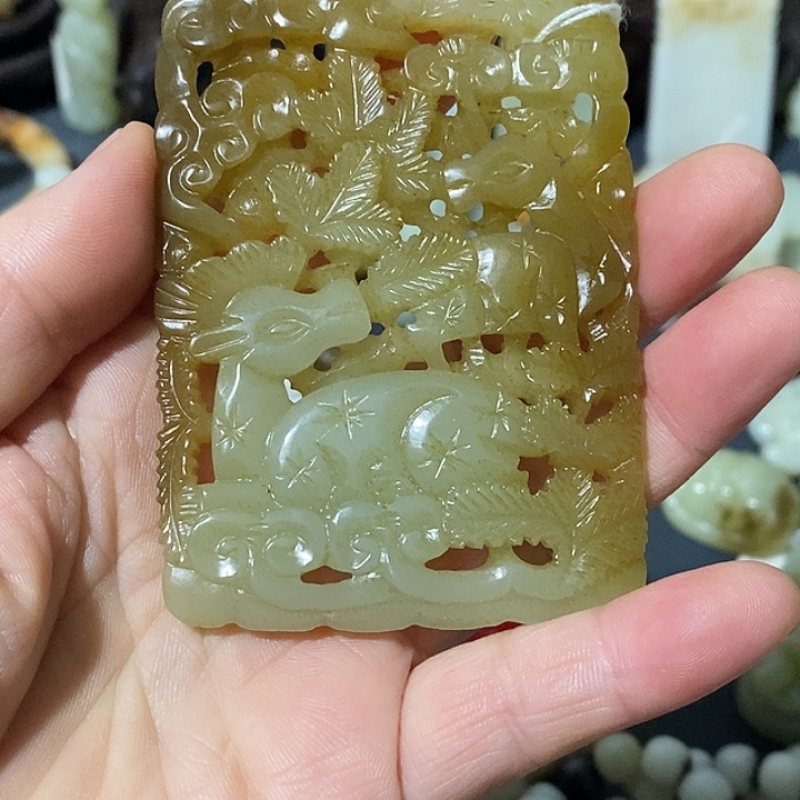 我***！和田玉（糖玉）未镶嵌颈饰