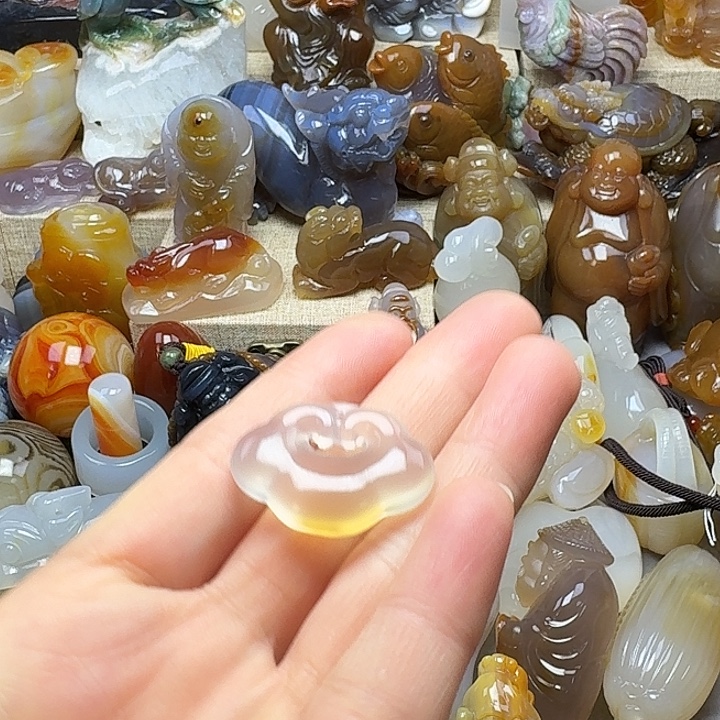 玛瑙/玉髓未镶嵌饰品