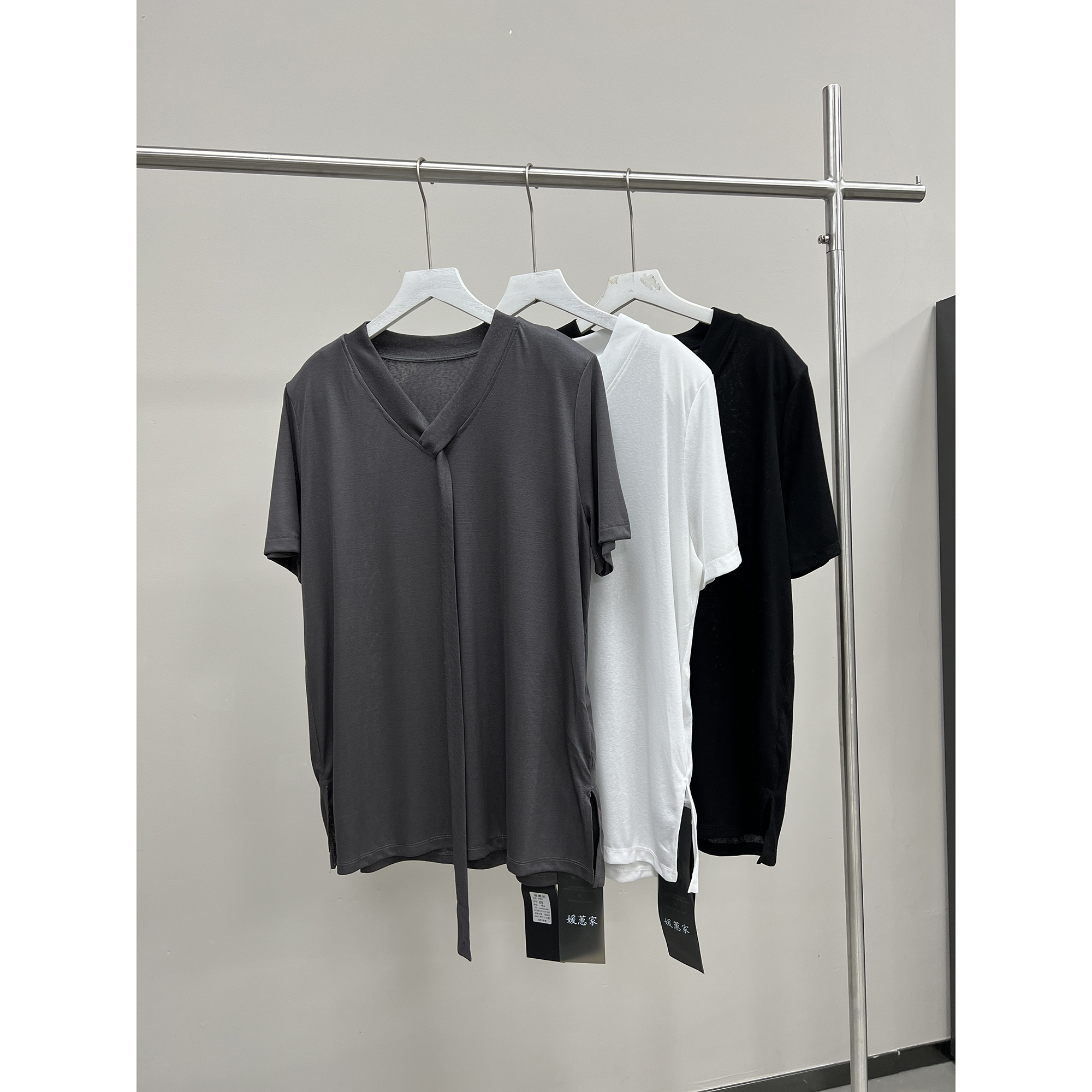 V领飘带大版短袖T恤979