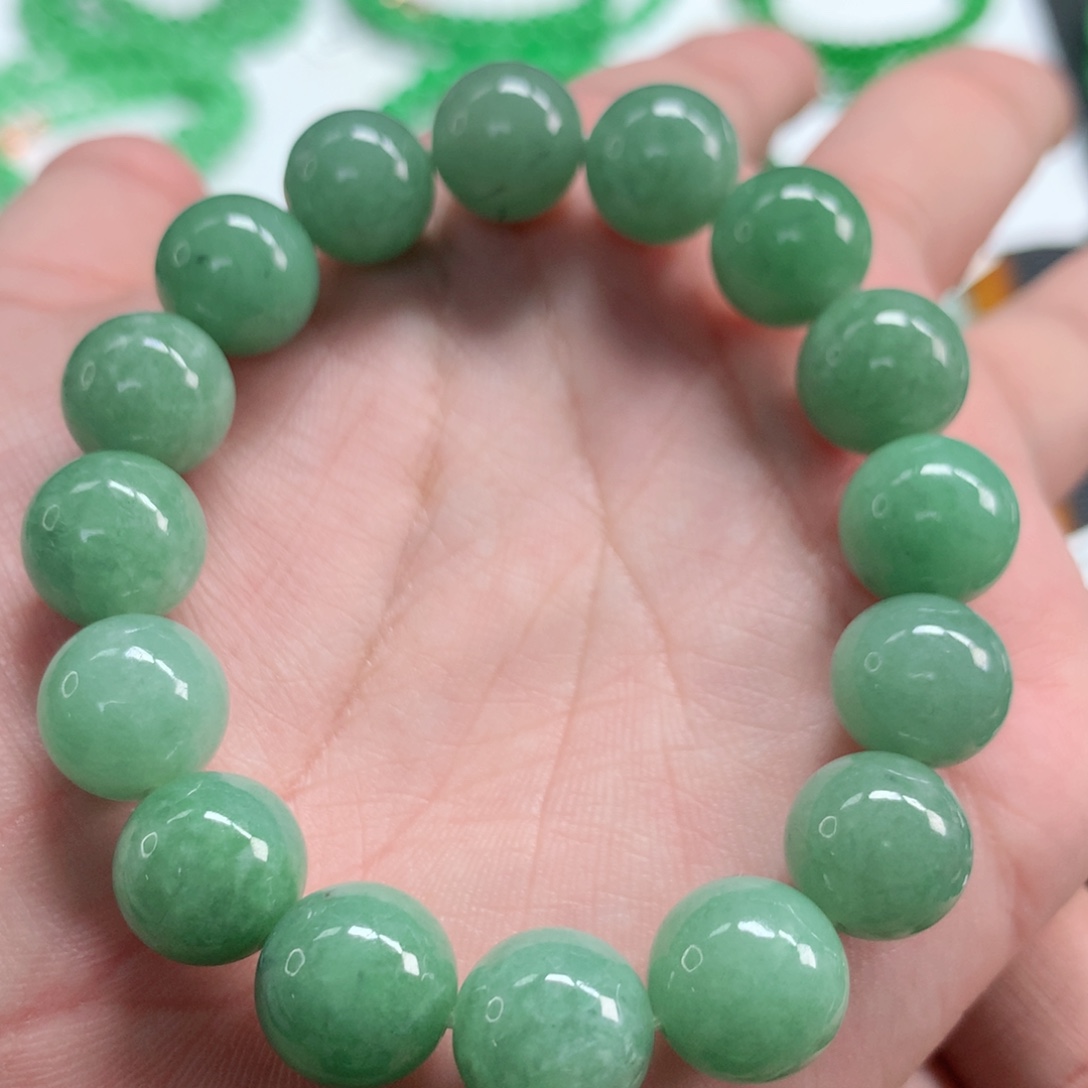 翡翠未镶嵌手链翡翠