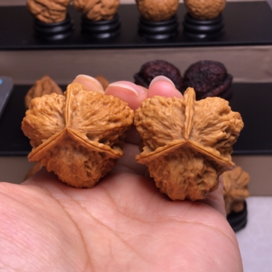 文玩核桃把件寿山石三楞21