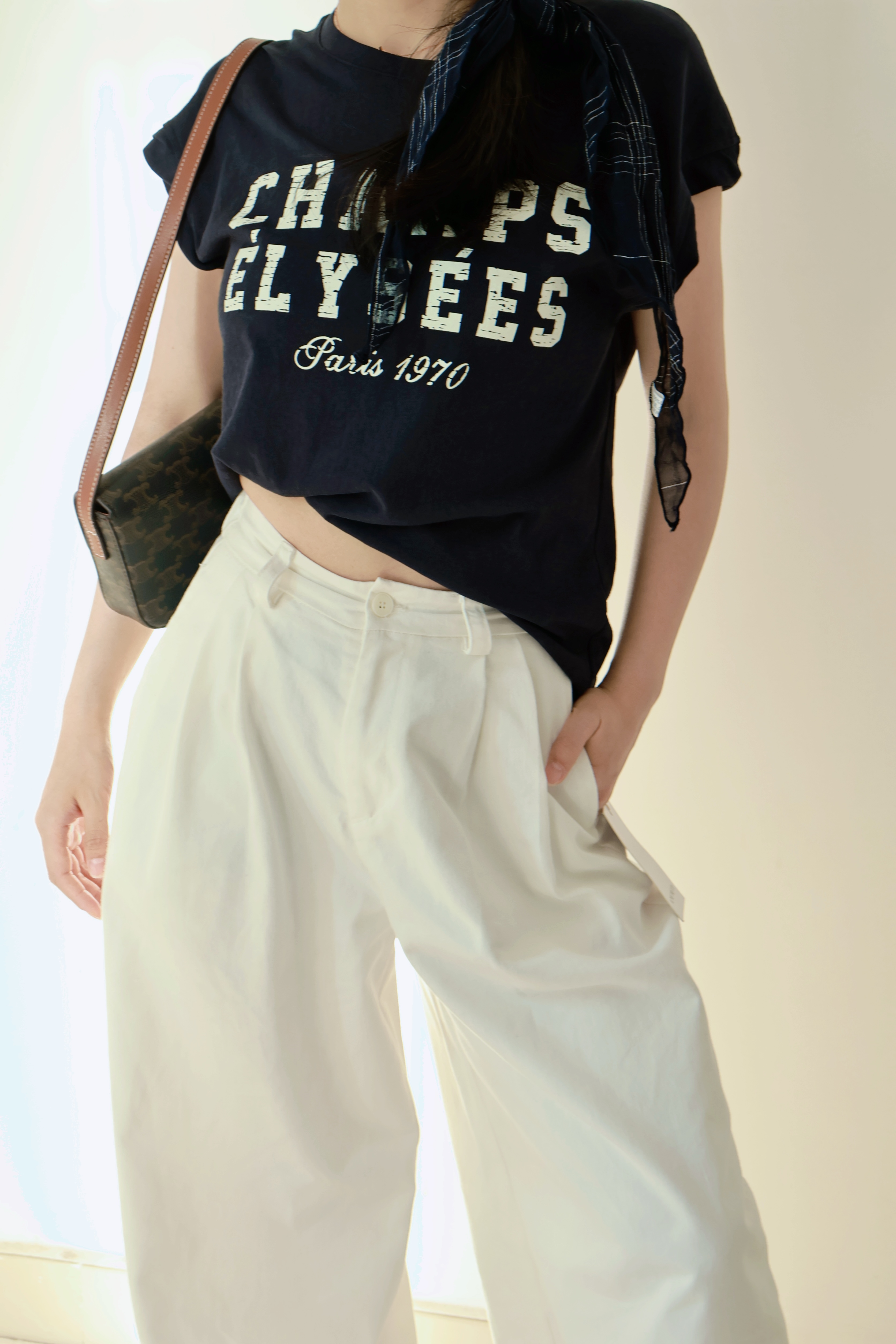 韩系白色短款百搭休闲复古韩版女装（扣号备注编码下单）宠粉！！！