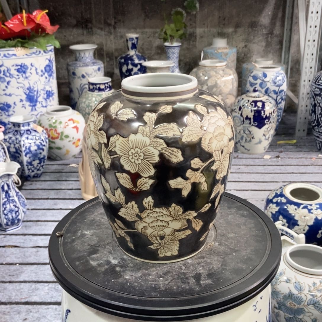 摆件花瓶手绘釉下彩