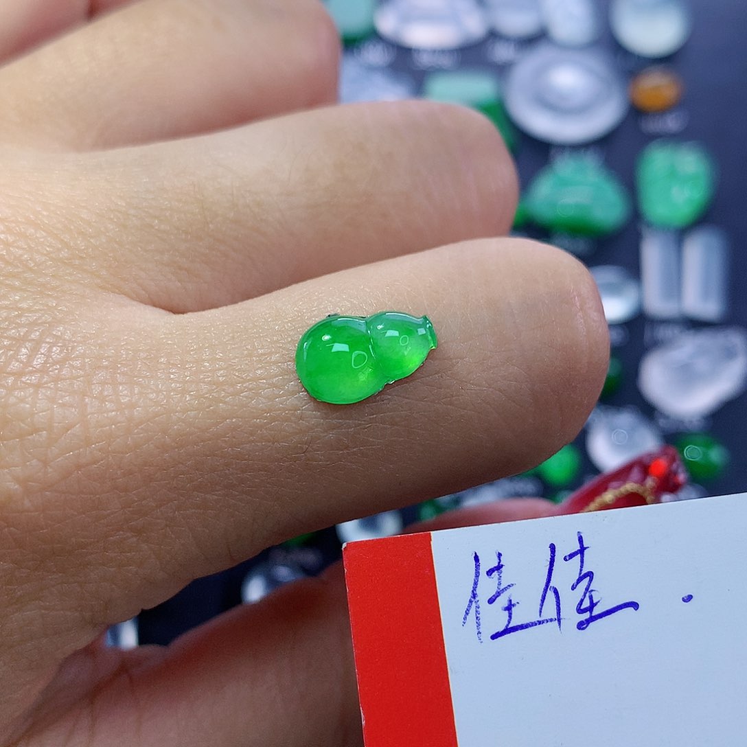 翡翠颈饰未镶嵌纯天然缅甸a货翡翠