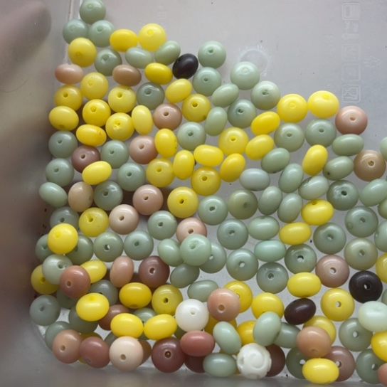 吊坠白玉菩提瑕疵11-7双色算盘178颗