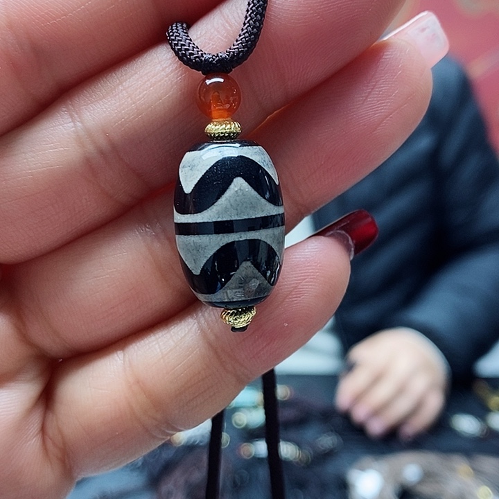 玛瑙/玉髓颈饰合金