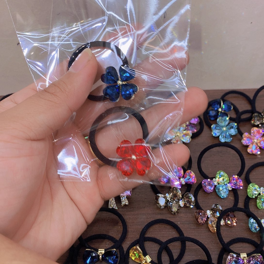 仿水晶铜合金四叶草