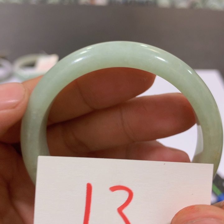 翡翠手镯未镶嵌15555856666666989