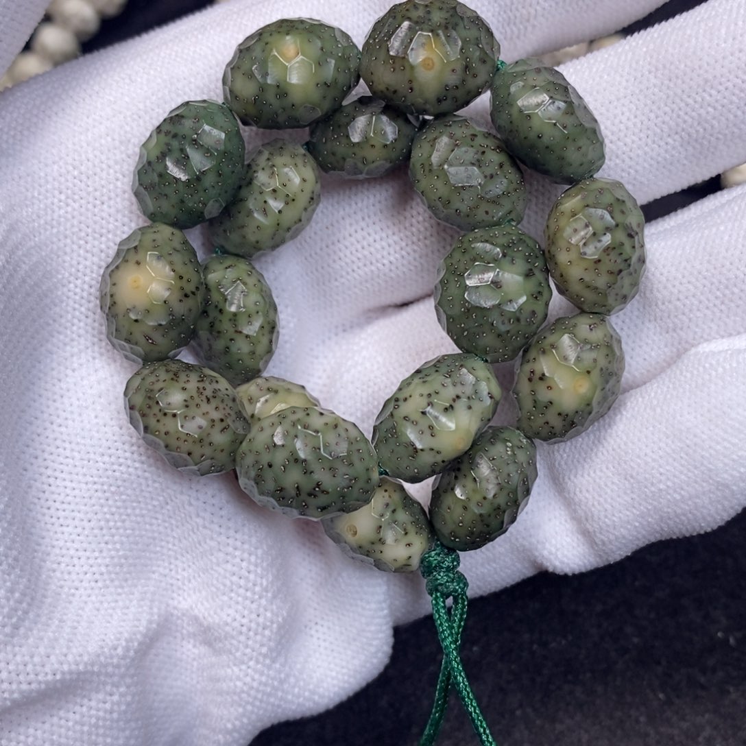 嫂***哥星月菩提吊坠星月菩提随行