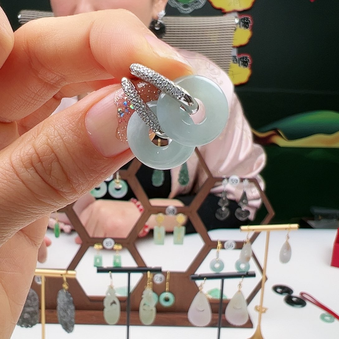 翡翠耳饰银S925镶嵌天然翡翠耳饰银s925镶嵌