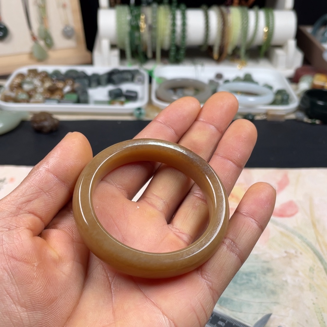 和田玉（糖玉）未镶嵌手镯和田玉糖玉手镯未镶嵌51.8圈口