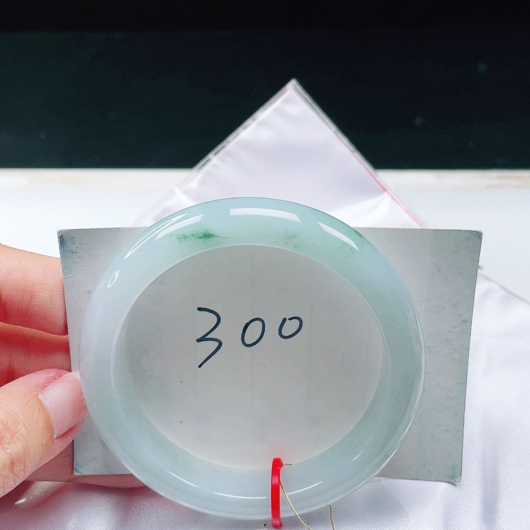 翡翠未镶嵌手镯缅甸翡翠56+