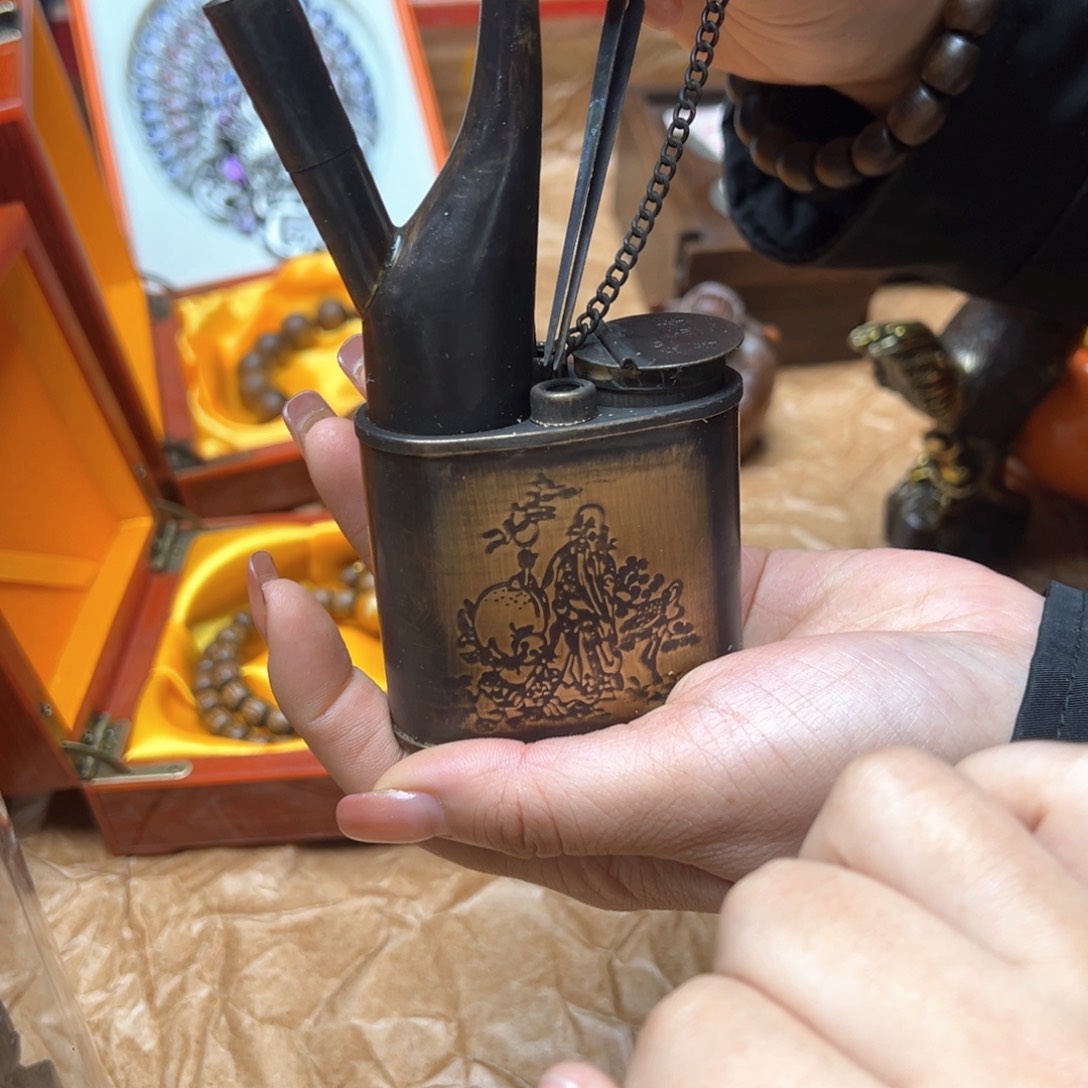 滴血莲花菩提吊坠