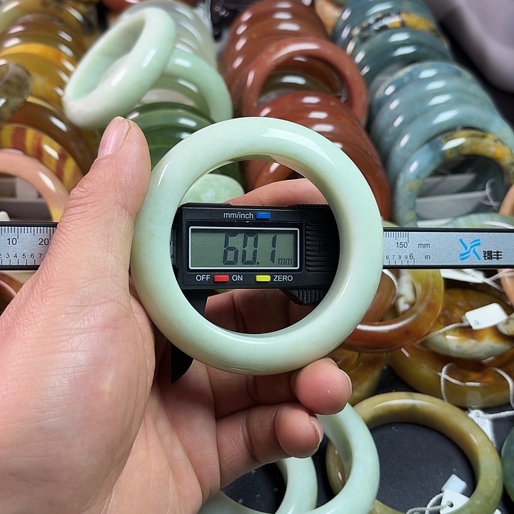 蛇纹石玉合金手镯