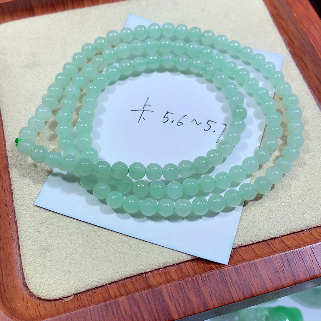 翡翠未镶嵌颈饰缅甸翡翠