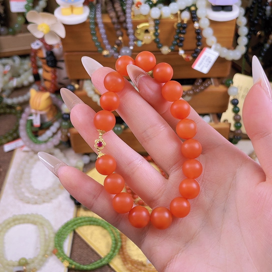 南红玛瑙手链未镶嵌