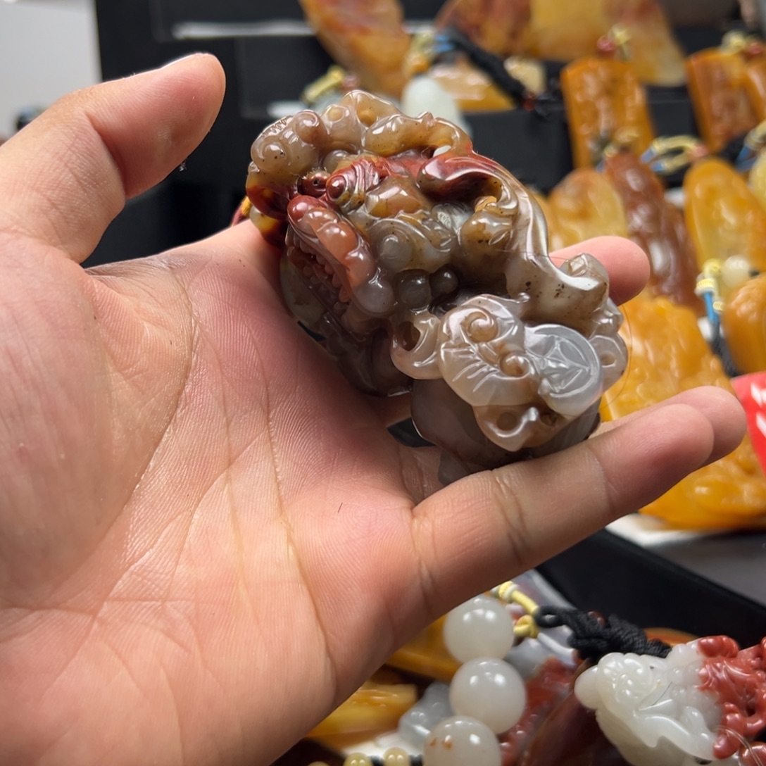 石英质玉（黄龙玉）未镶嵌hly