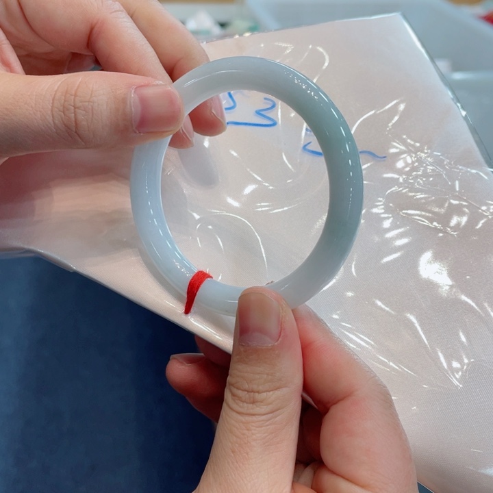 翡翠未镶嵌手镯买断