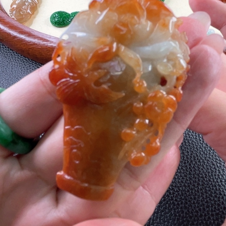 定制翡翠未镶嵌翡翠