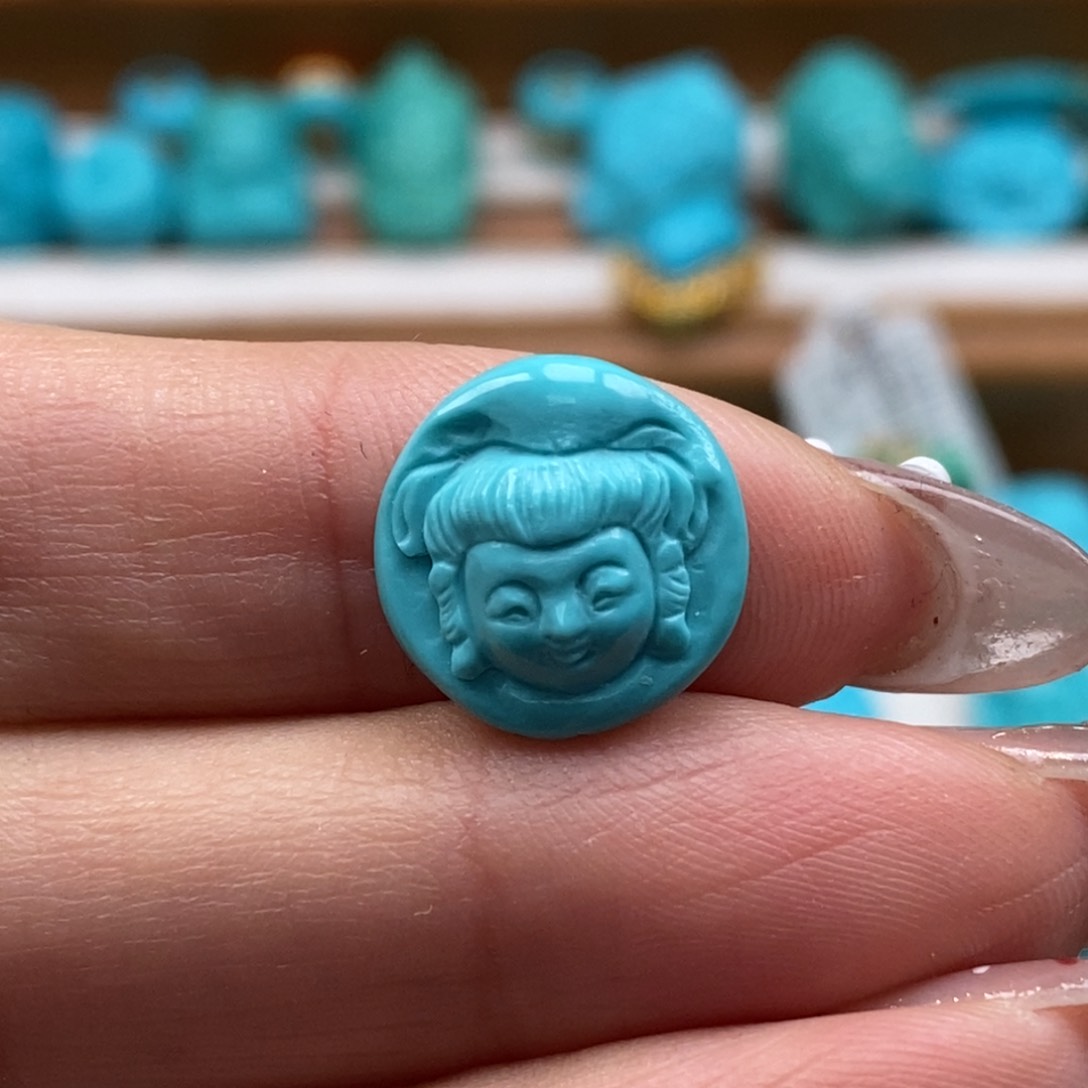 绿松石颈饰未镶嵌