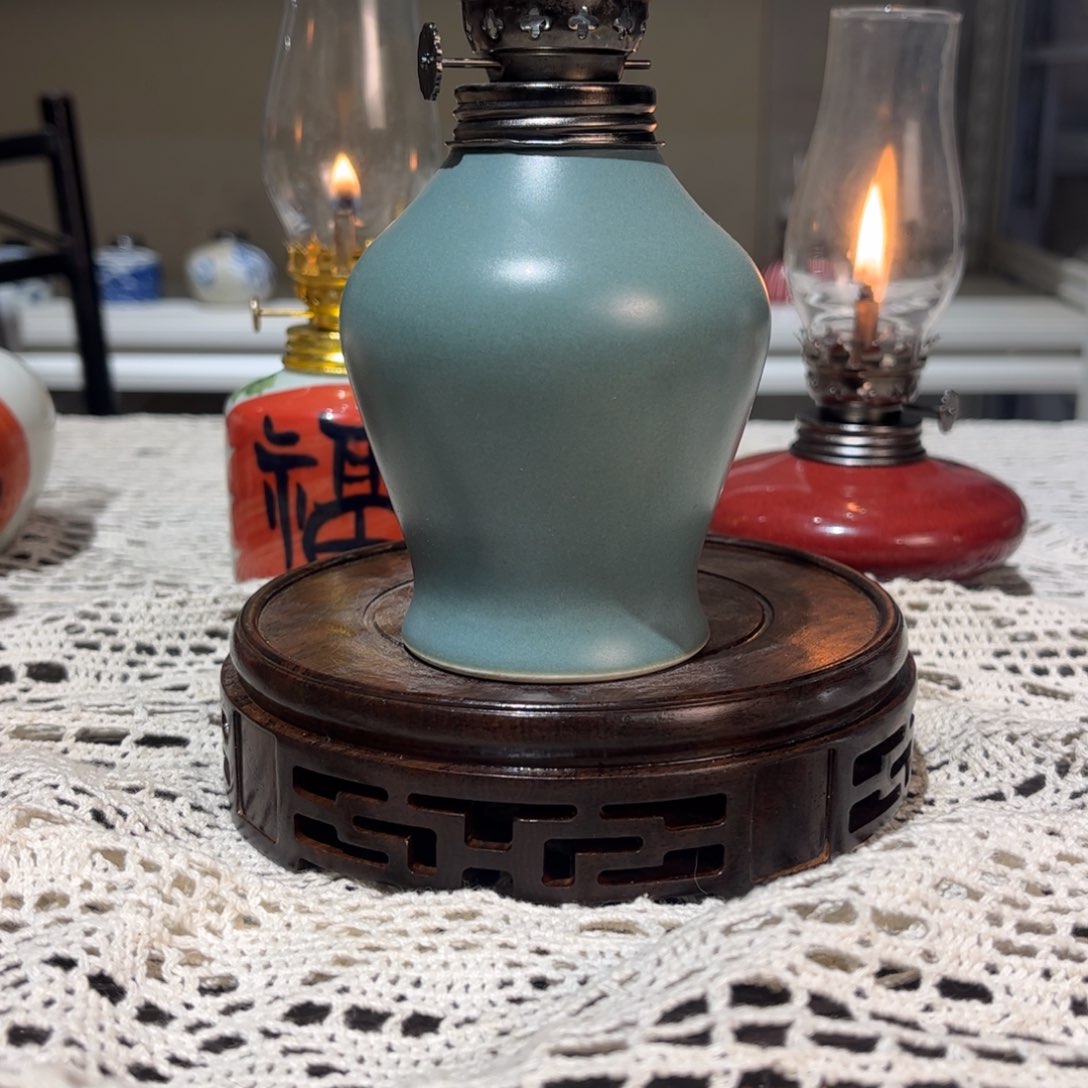 摆件景德镇陶瓷香薰灯