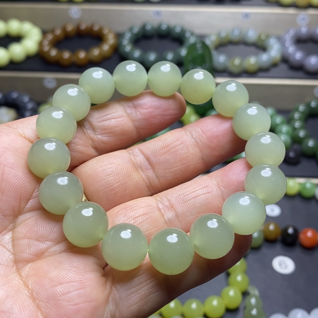 和田玉手串未镶嵌