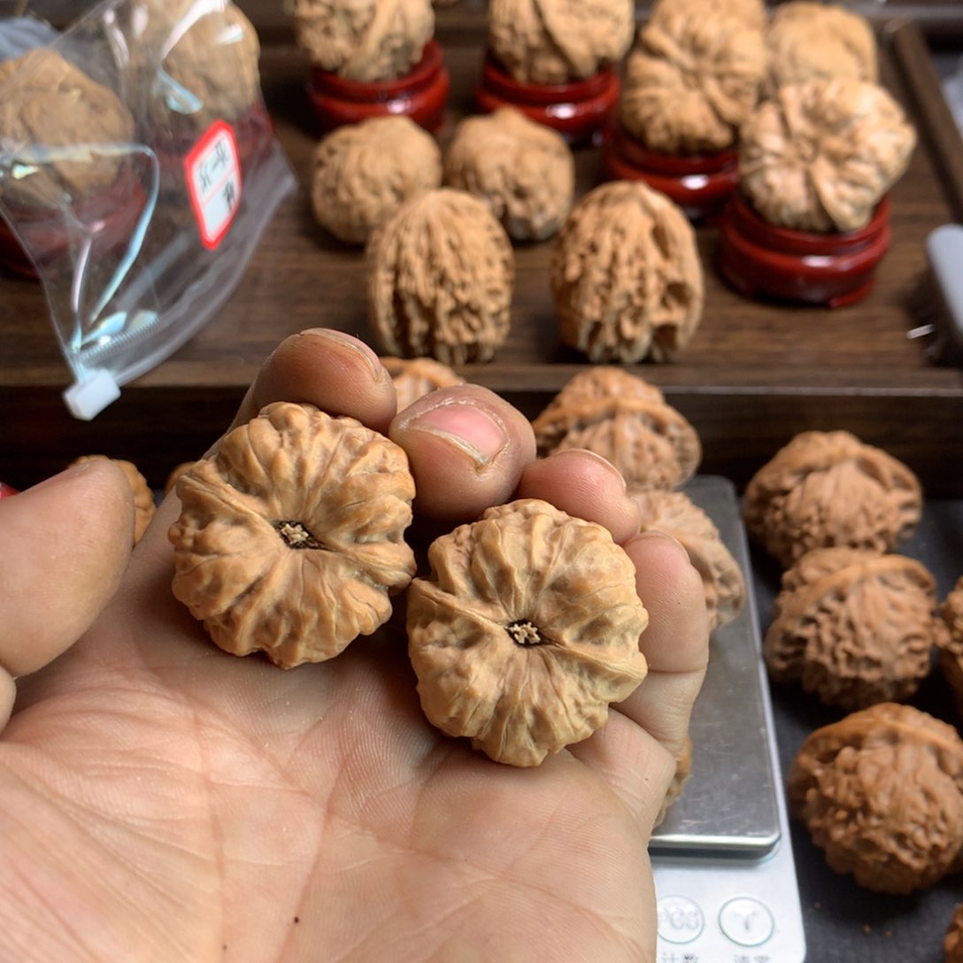 文玩核桃吊坠言*蛤蟆60