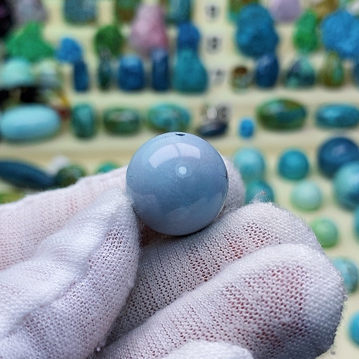 绿松石配饰未镶嵌