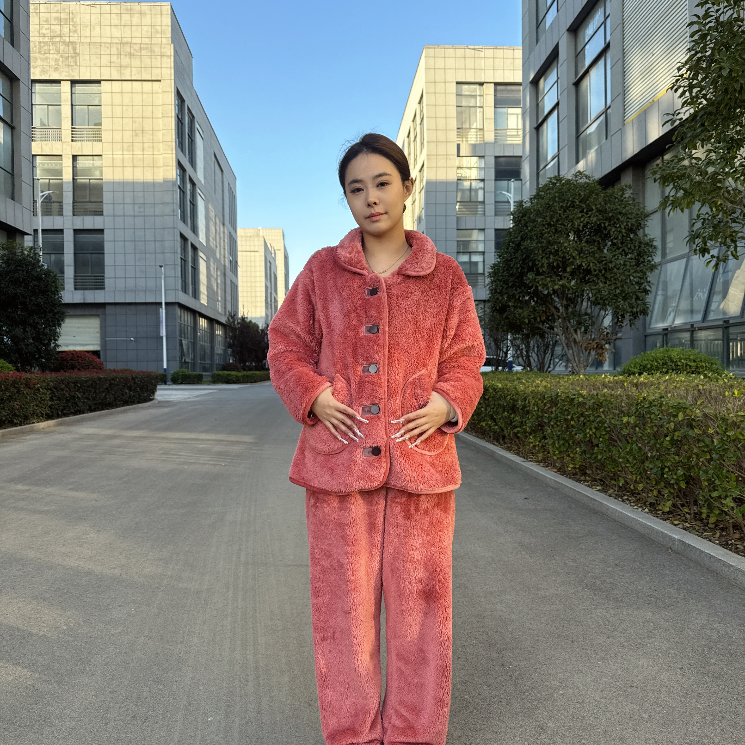 三层加厚翻领纯色长裤保暖睡衣家居服套装珊瑚绒大码套装