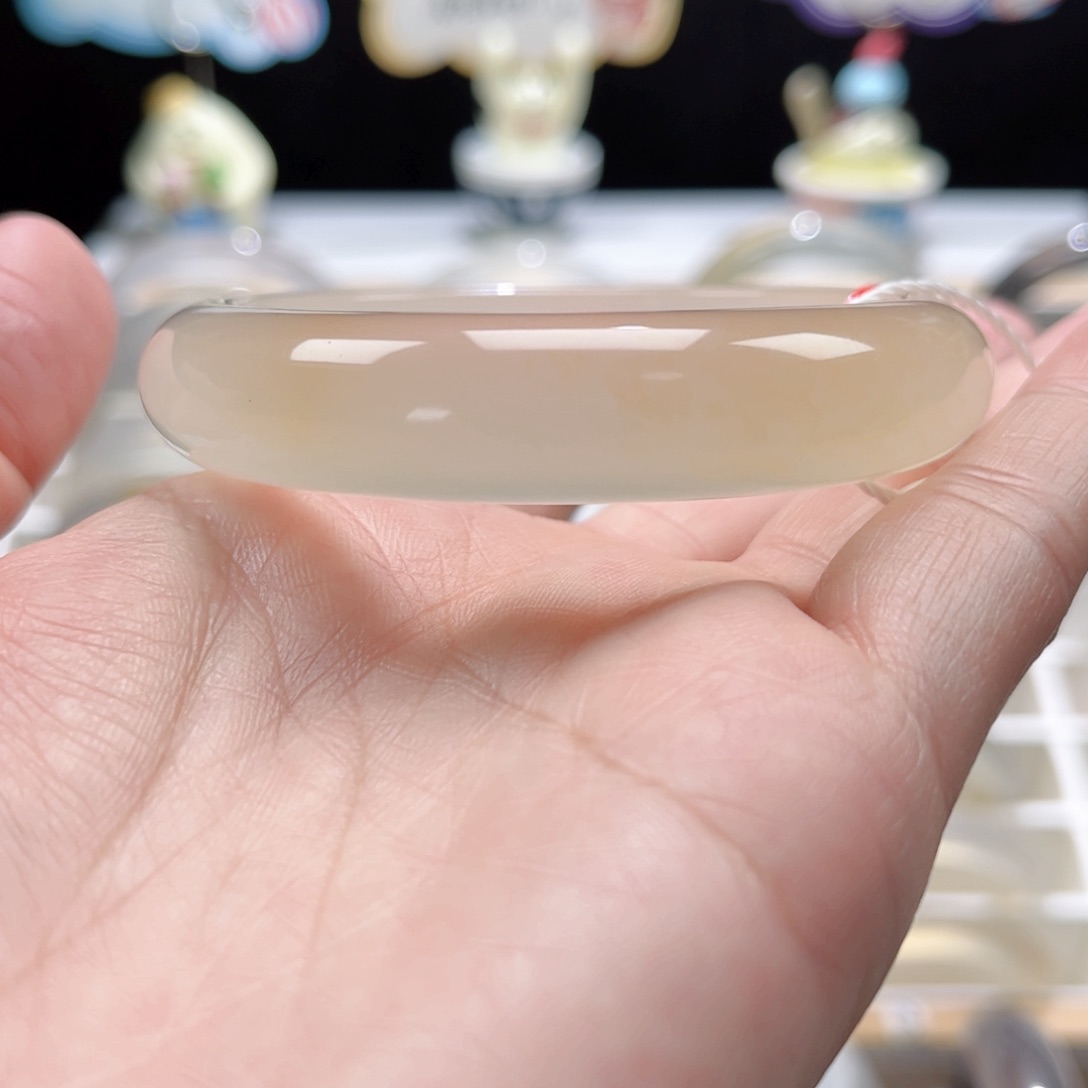 玛瑙/玉髓手镯未镶嵌6203